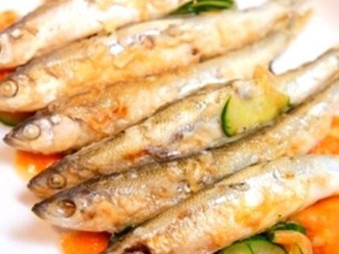 揚げずにヘルシー、フライパンでワカサギの南蛮漬